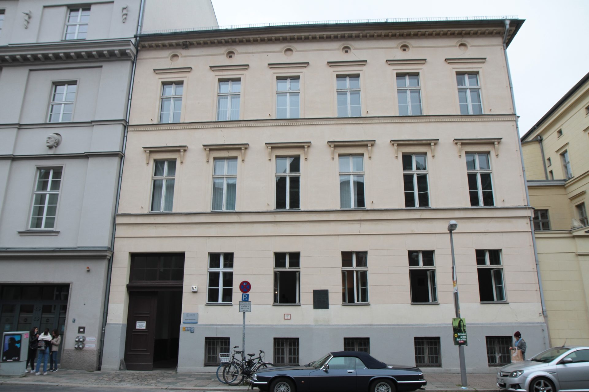Salomon Neumann-Haus, Berlin - 01.JPG
